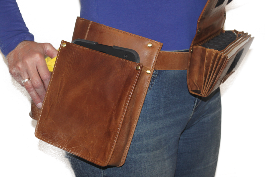 Heupschort 3-delig rechts voor IPad mini, poetsdoekholster inclusief horecaportemonnee Cognac 6621C+