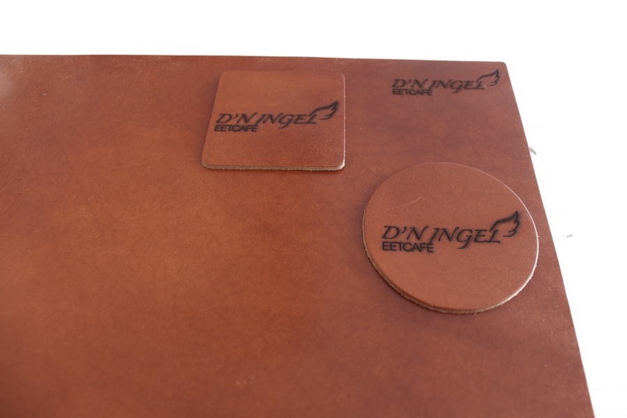 Lederen placemats met uw logo 10 stuks 3002