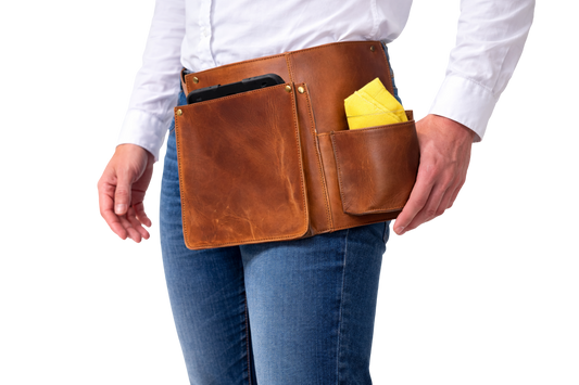 Heupschort 2-delig links voor IPad mini en poetsdoekholster Cognac 6622C