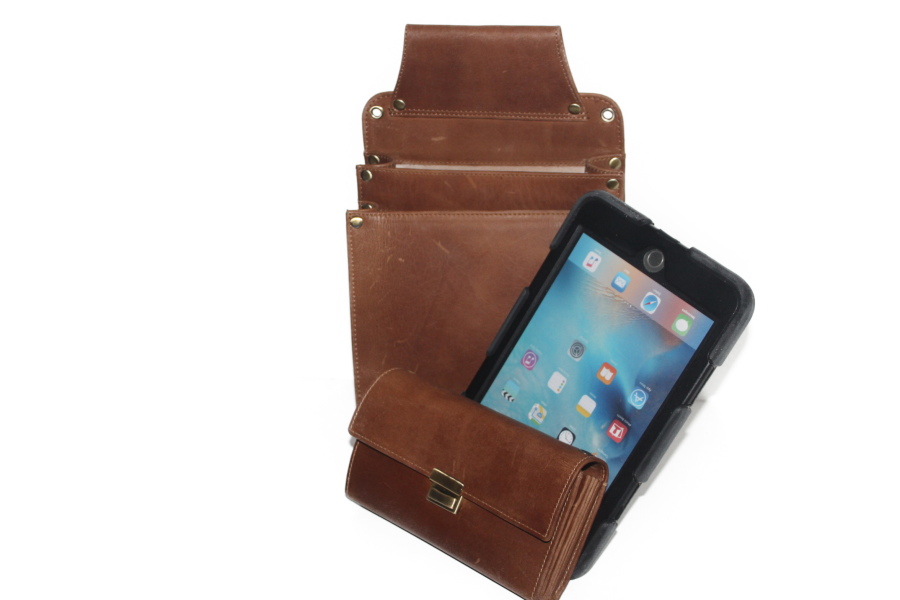 Holster D11  Hunter voor IPad mini 4 met bumper en portemonnee 6350H