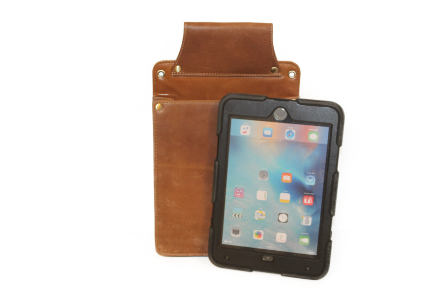 Holster D13 Hunter Geschikt voor IPad mini met bumper of horeca portemonnee 6352H
