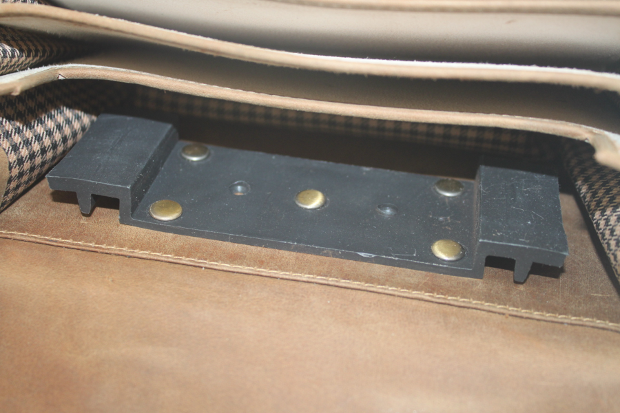 Horeca portemonnee Hunter Geheel leder geschikt voor munthouder 6401ZHMC magneet sluiting