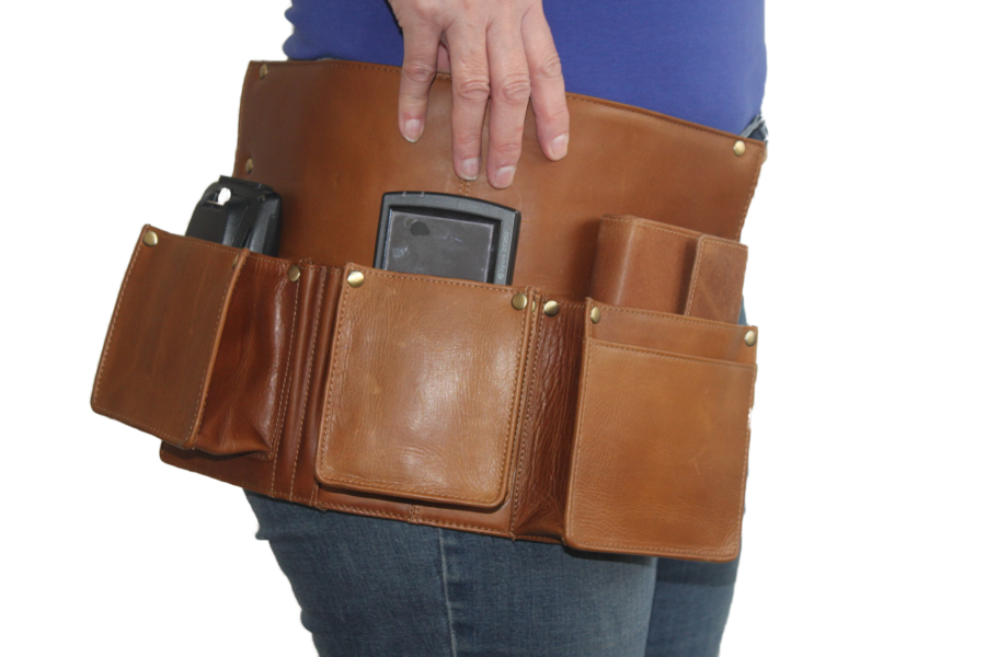 Heupschort rechts voor nieuw pinapparaat, handheld en  horeca portemonnee Cognac 6631C